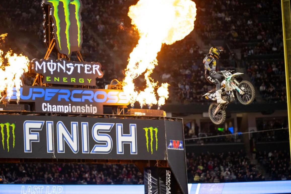 Supercross 2024, Anaheim 1 O Jett Lawrence γράφει ιστορία στα 450, ως